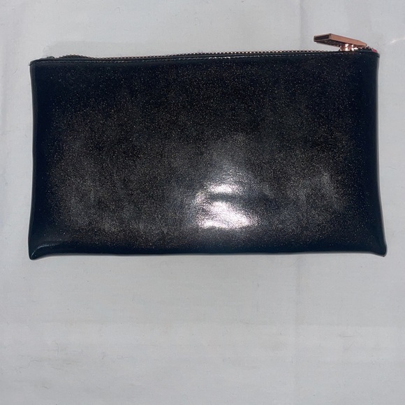 🖤HOLT RENFREW cosmetic bag - Picture 3 of 7